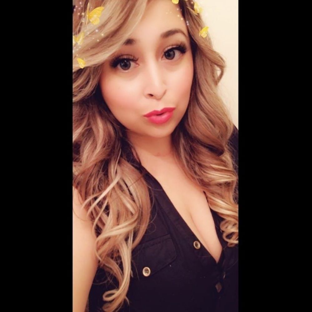 Meet your Posher, Alma